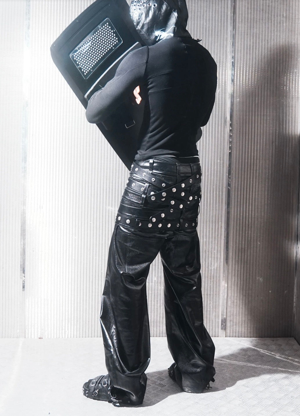 Six-Waistband Liquid Waxed Curved Seam Leather Pants